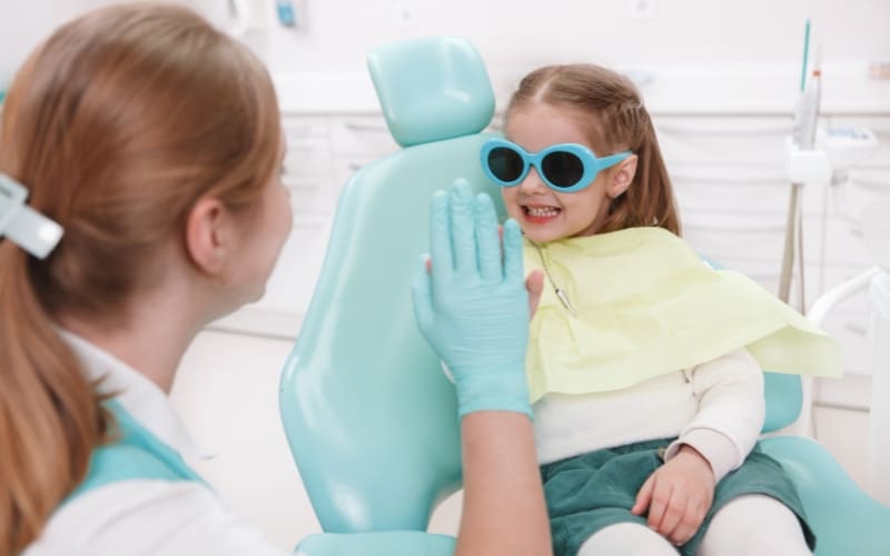 tips to calm kids before dentist appointments